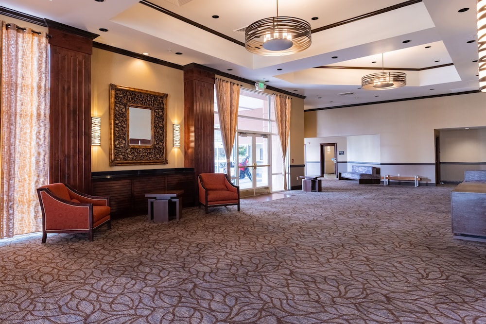 Hampton Inn Suites Salt Lake City Airport 49/82
