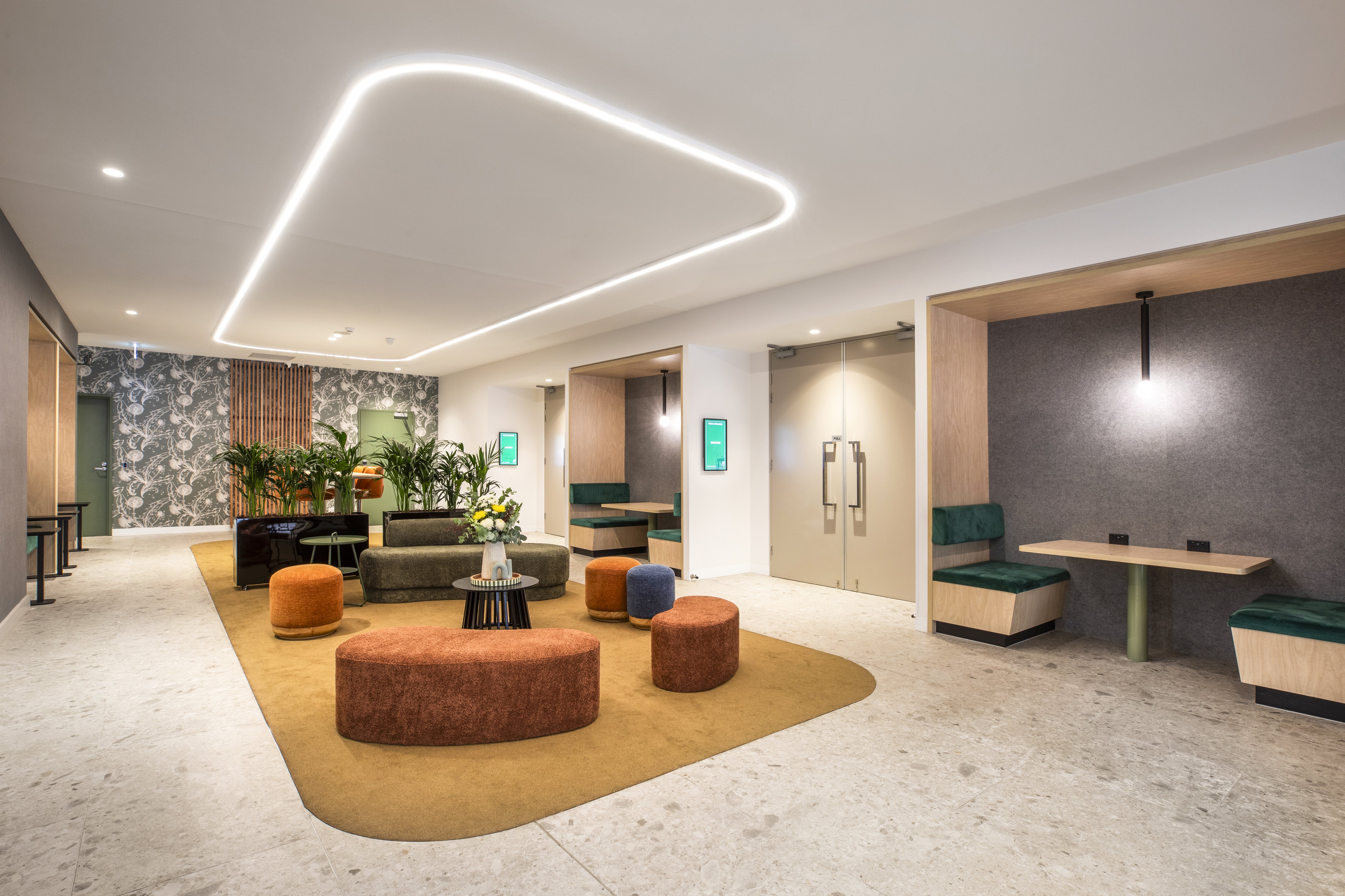 Holiday Inn Dandenong an IHG Hotel 25/50