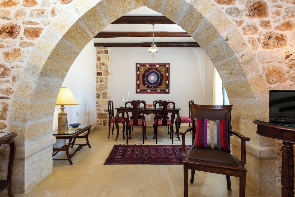 Erondas Cretan Country Villas 37/50