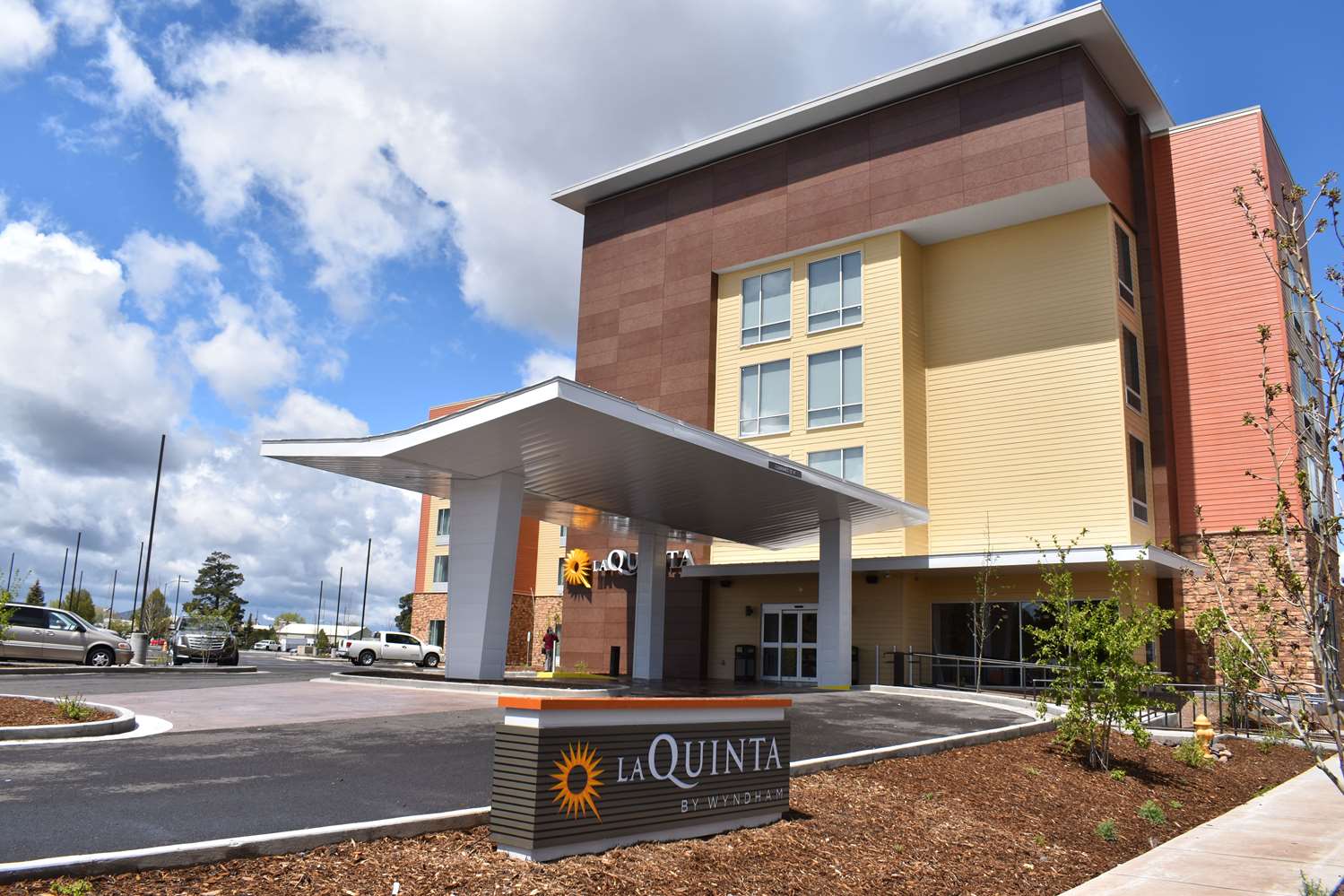 La Quinta Inn Suites By Wyndham Flagstaff East I 40 49/49