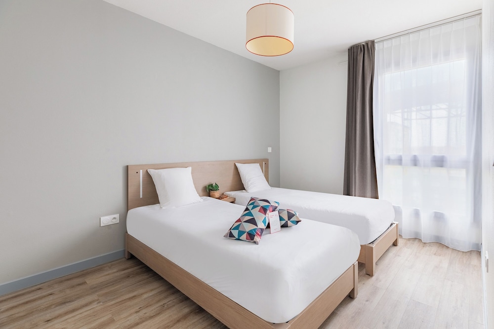 GRAND, APARTMENT