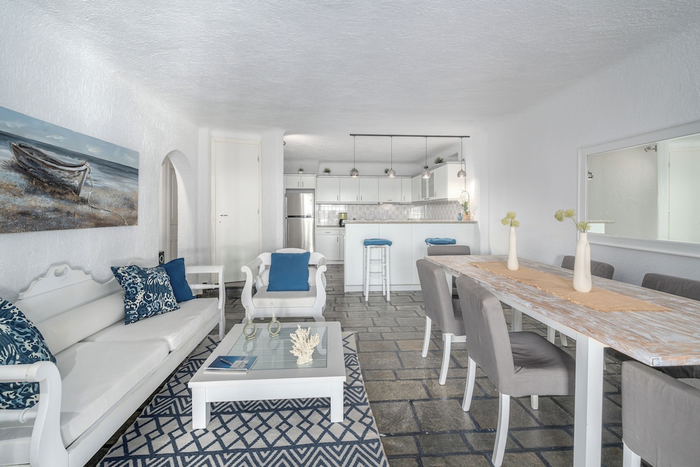 Thalasses Villas 42/50