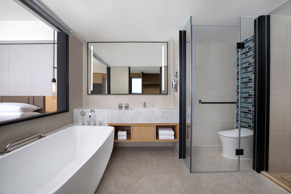 Fairfield by Marriott Shenzhen Shenshan Special Cooperation Zone 23/25