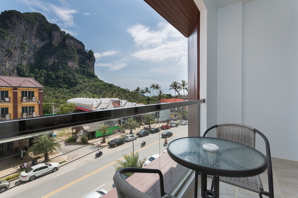 Phranang Place Hotel Krabi 6/64