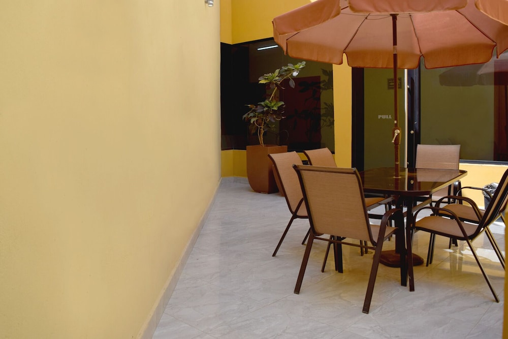 Hotel San Ignacio Inn 26/40