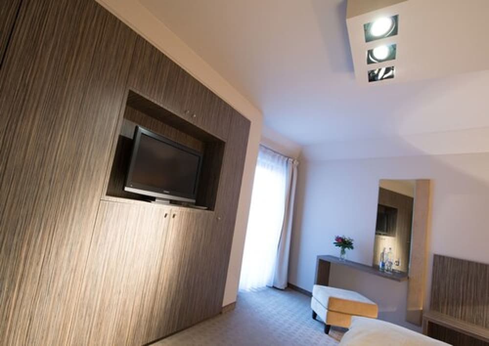 Aquis Grana Cityhotel 34/55