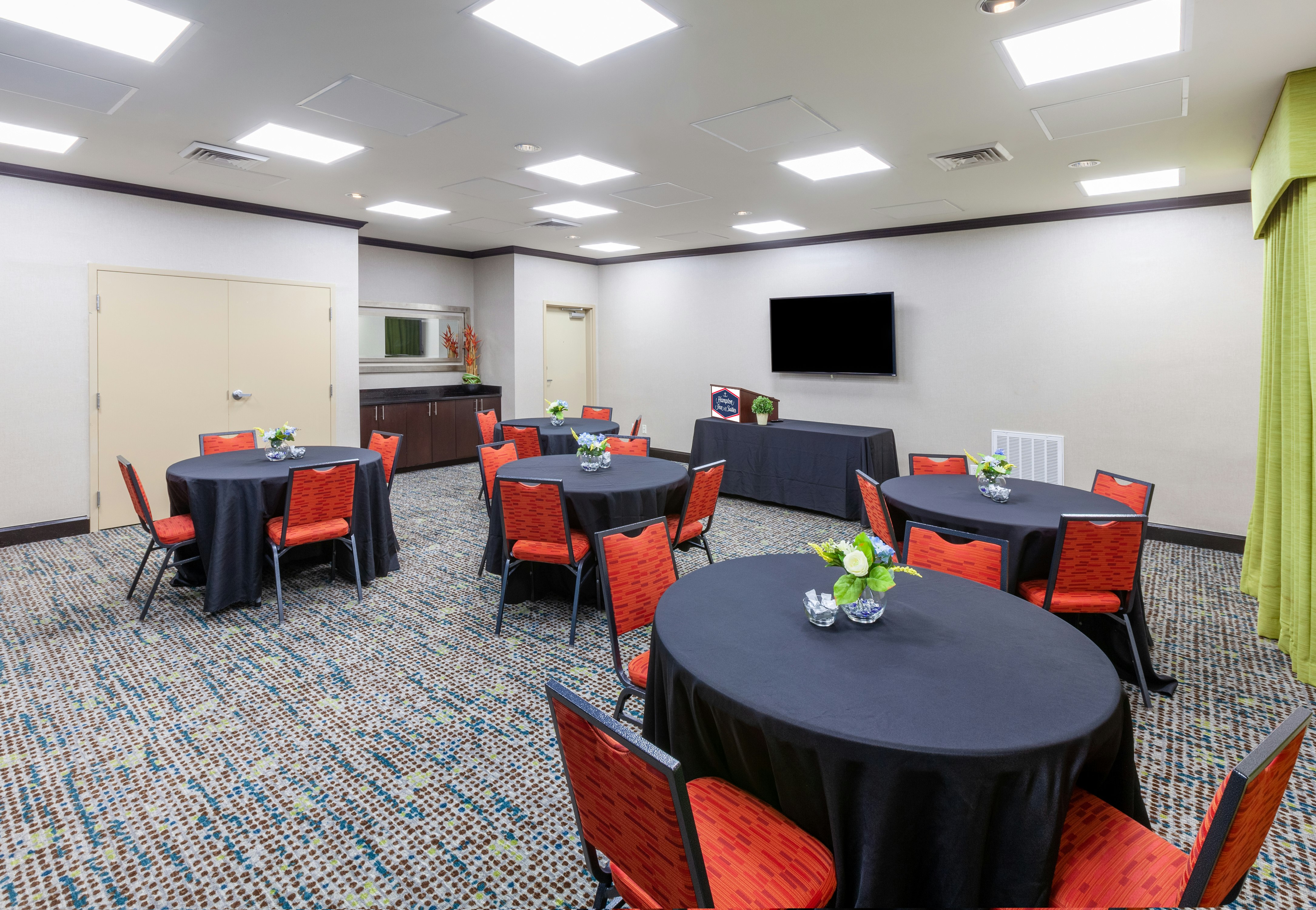 Hampton Inn and Suites Houston-League City 12/16