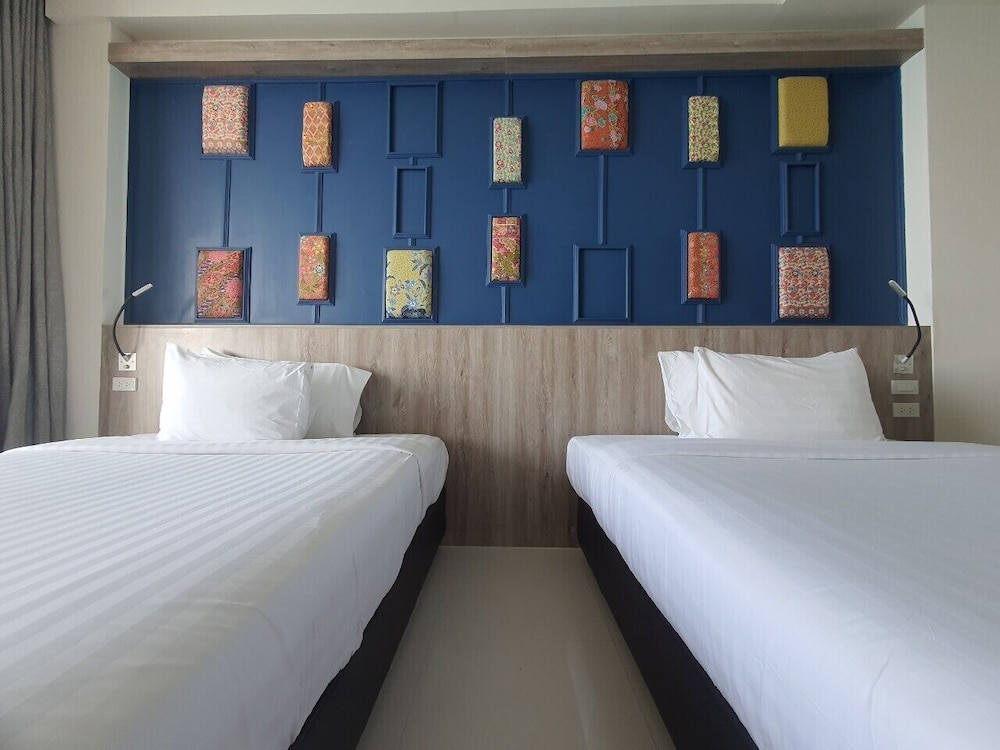 Norn Talay Surin Beach Phuket (ex Surin Beach Resort) 16/50