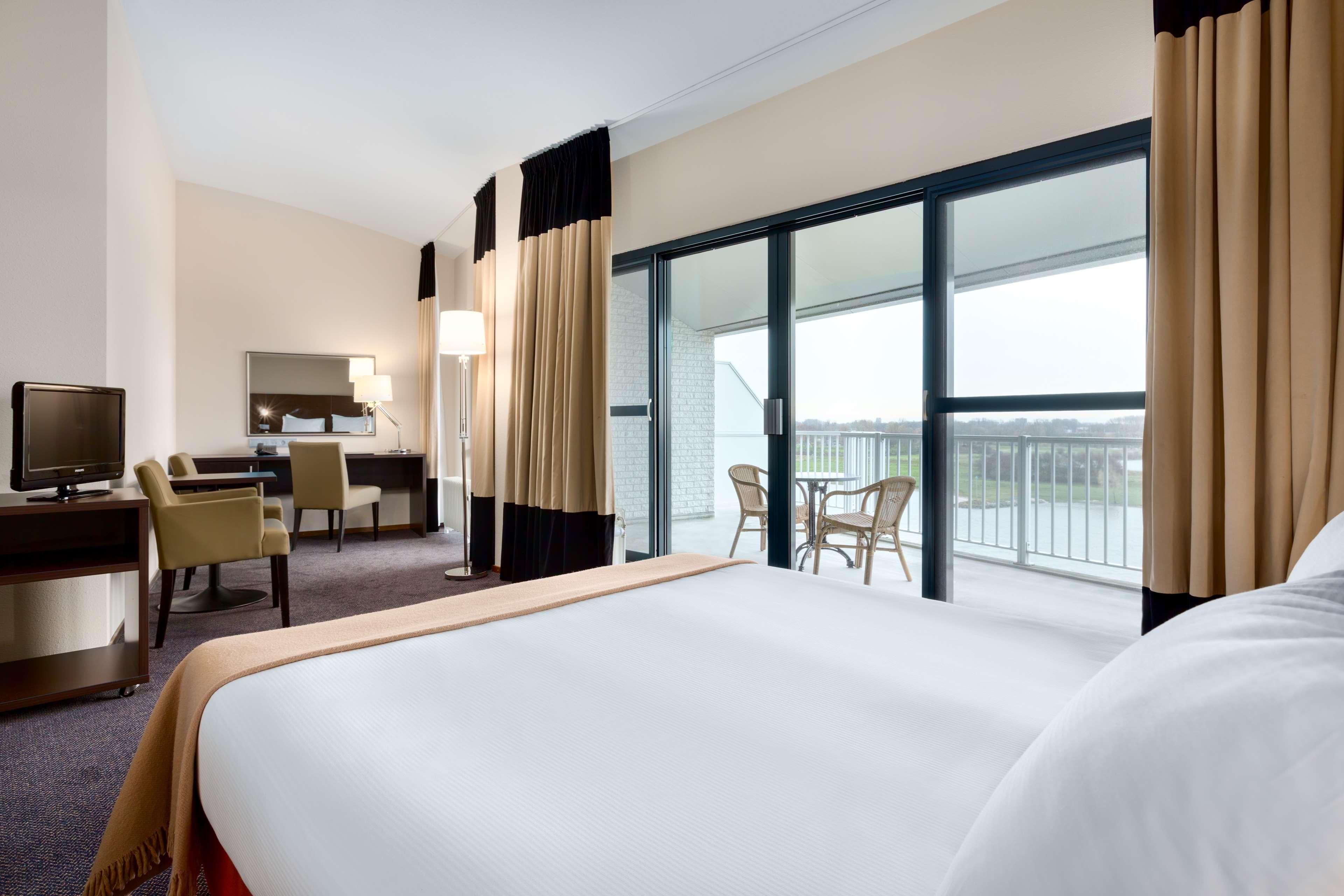 Nh Rijnhotel 13/48