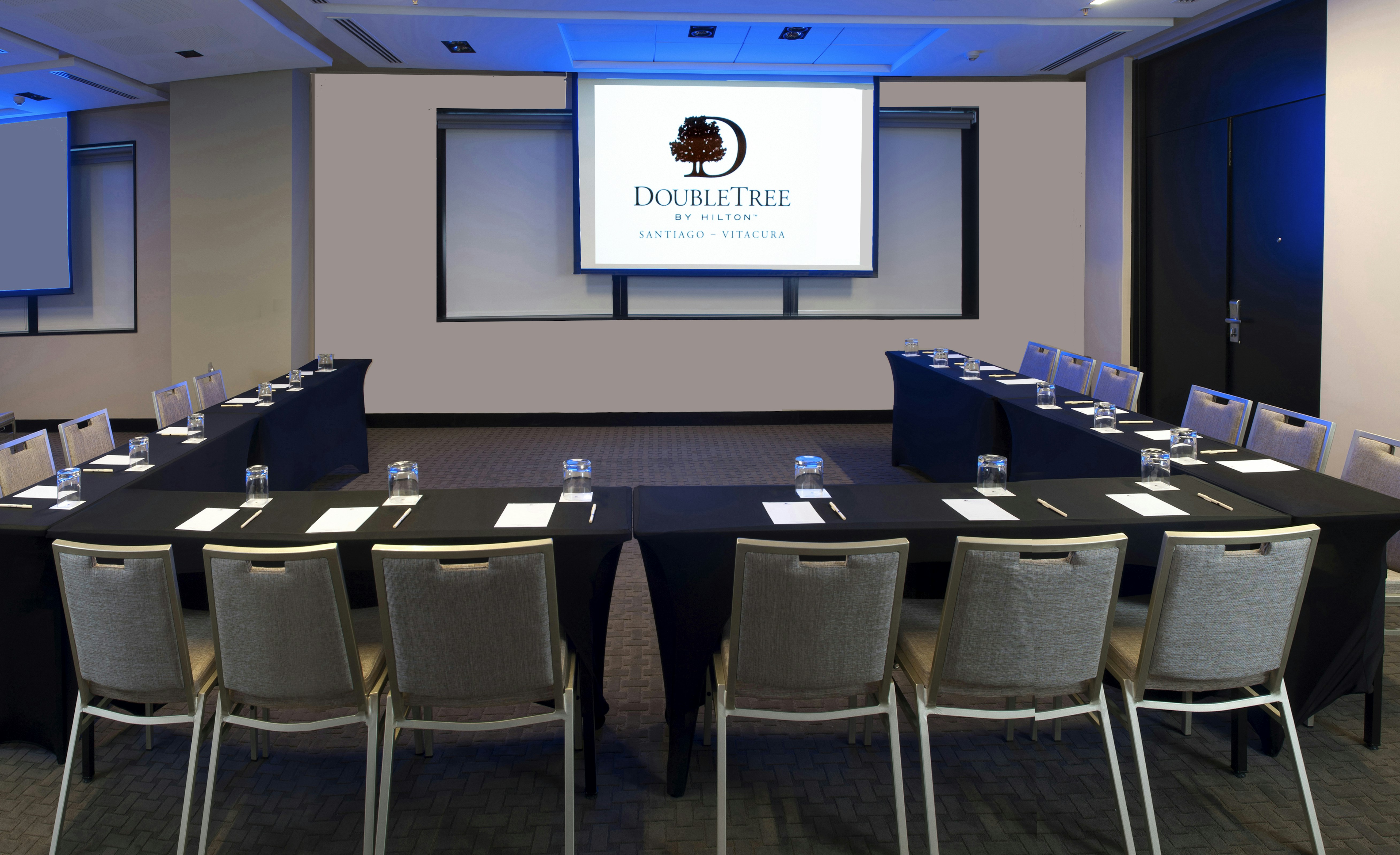 DoubleTree by Hilton Hotel Santiago Vitacura 57/65