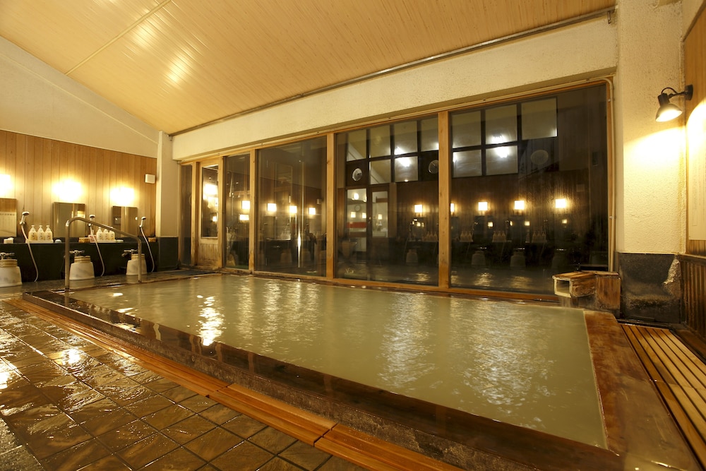 MANZA HOTEL JURAKU 22/48
