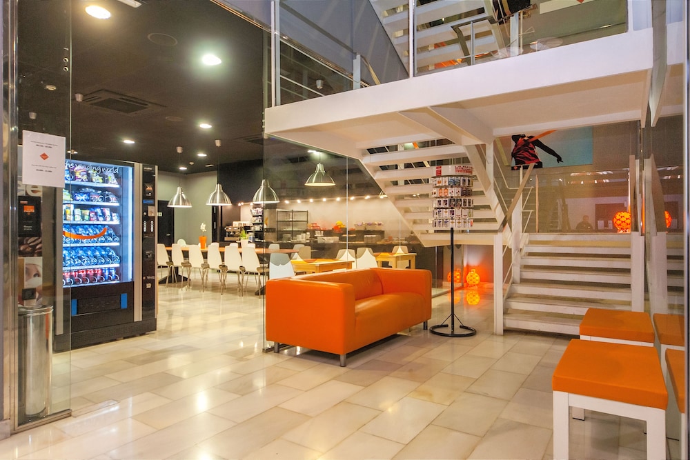 Barna House Hotel 6/50