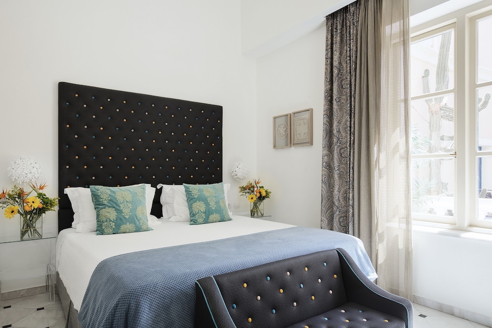 Casa Delfino Suites 31/93