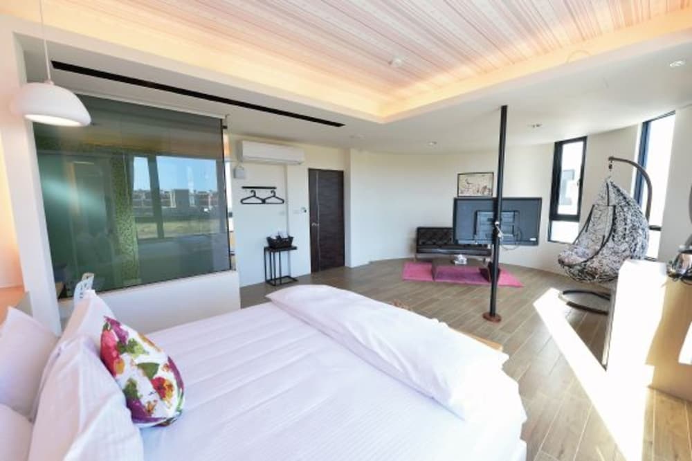 Love Tour Homestay 12/25