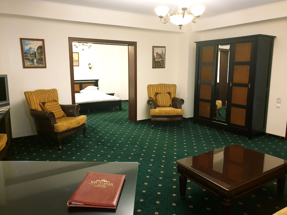 Victoria 16/28