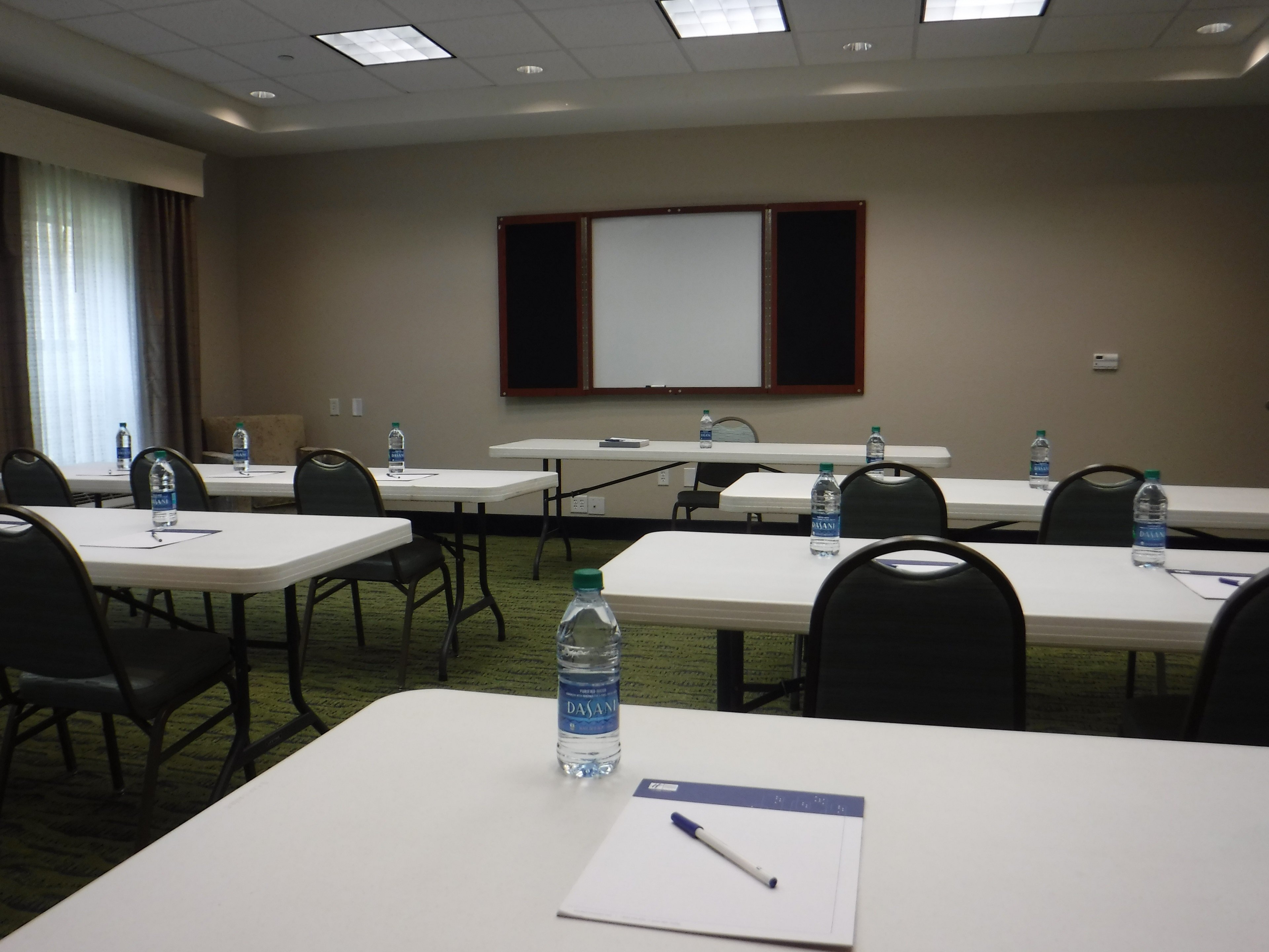 HOLIDAY INN EXPRESS WEST JEFFERSON 40/49