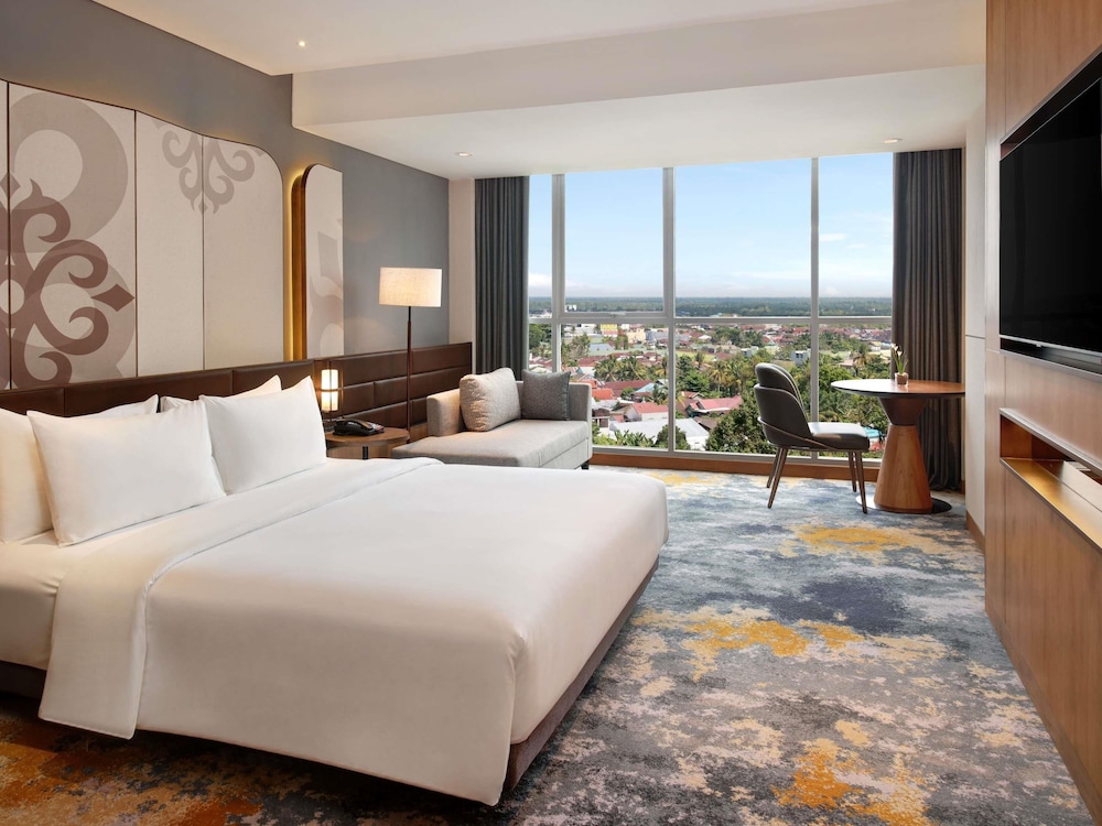 Mercure Pangkalan Bun 11/56