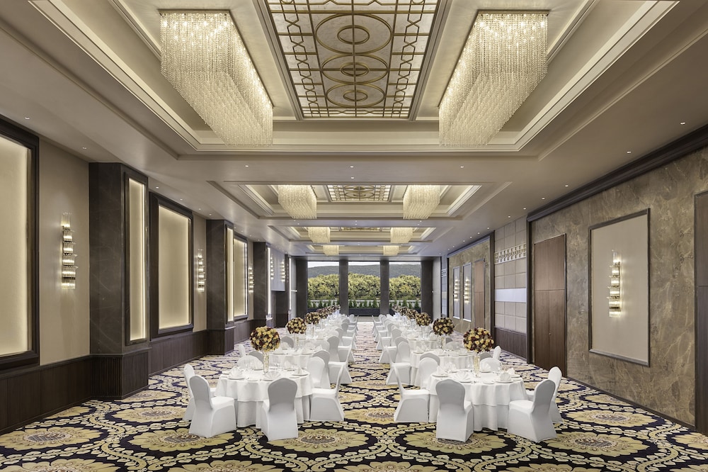 Hyatt Centric Rajpur Road Dehradun 51/63