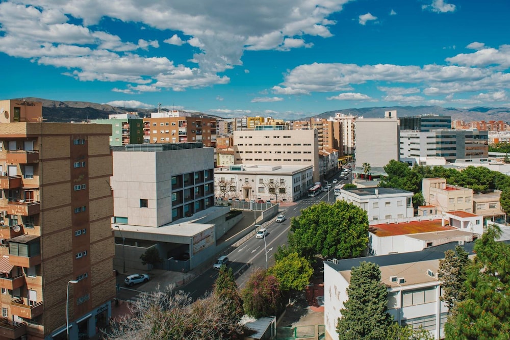 Hotel Embajador 33/42