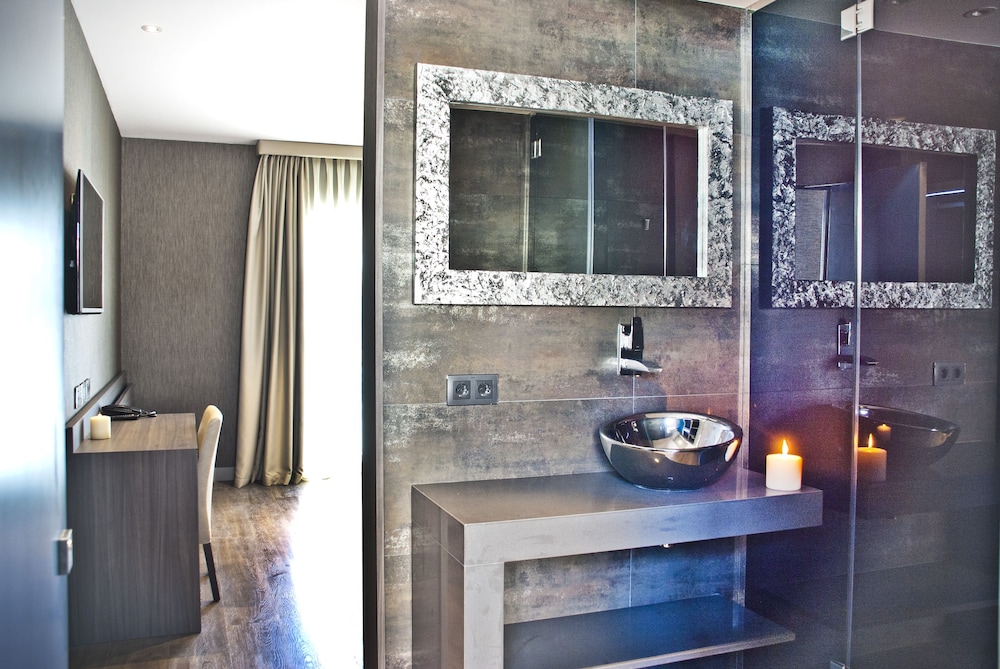 Sant Jordi Boutique Hotel 31/69