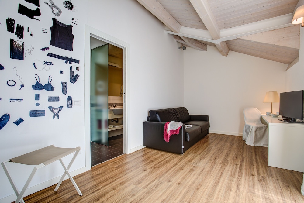Rimini Suite Hotel 53/70
