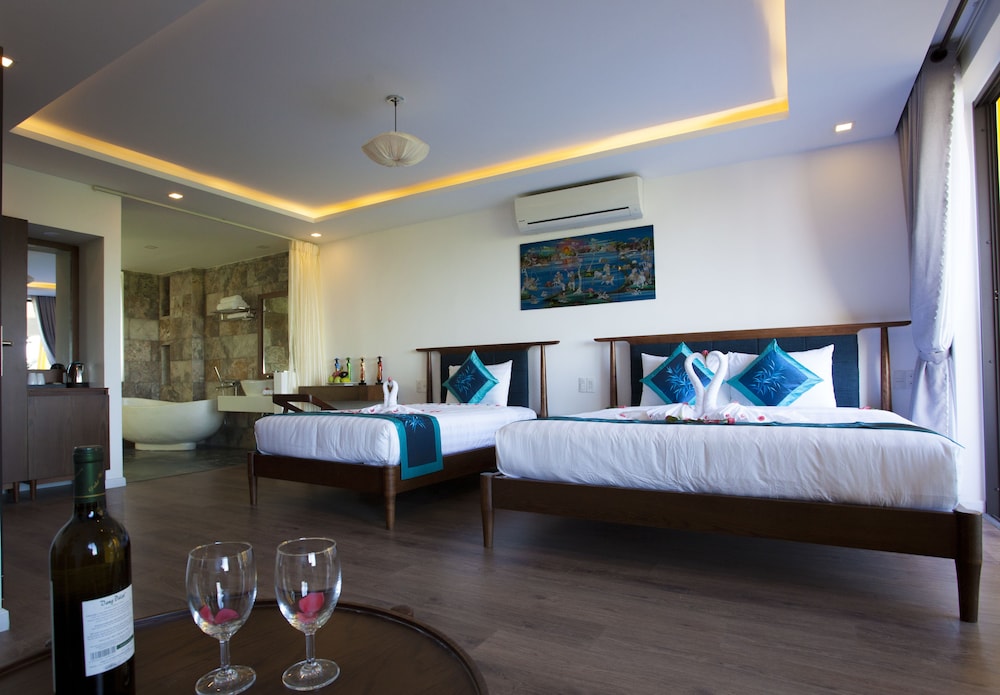 Hoi An Four Season Villa 12/66