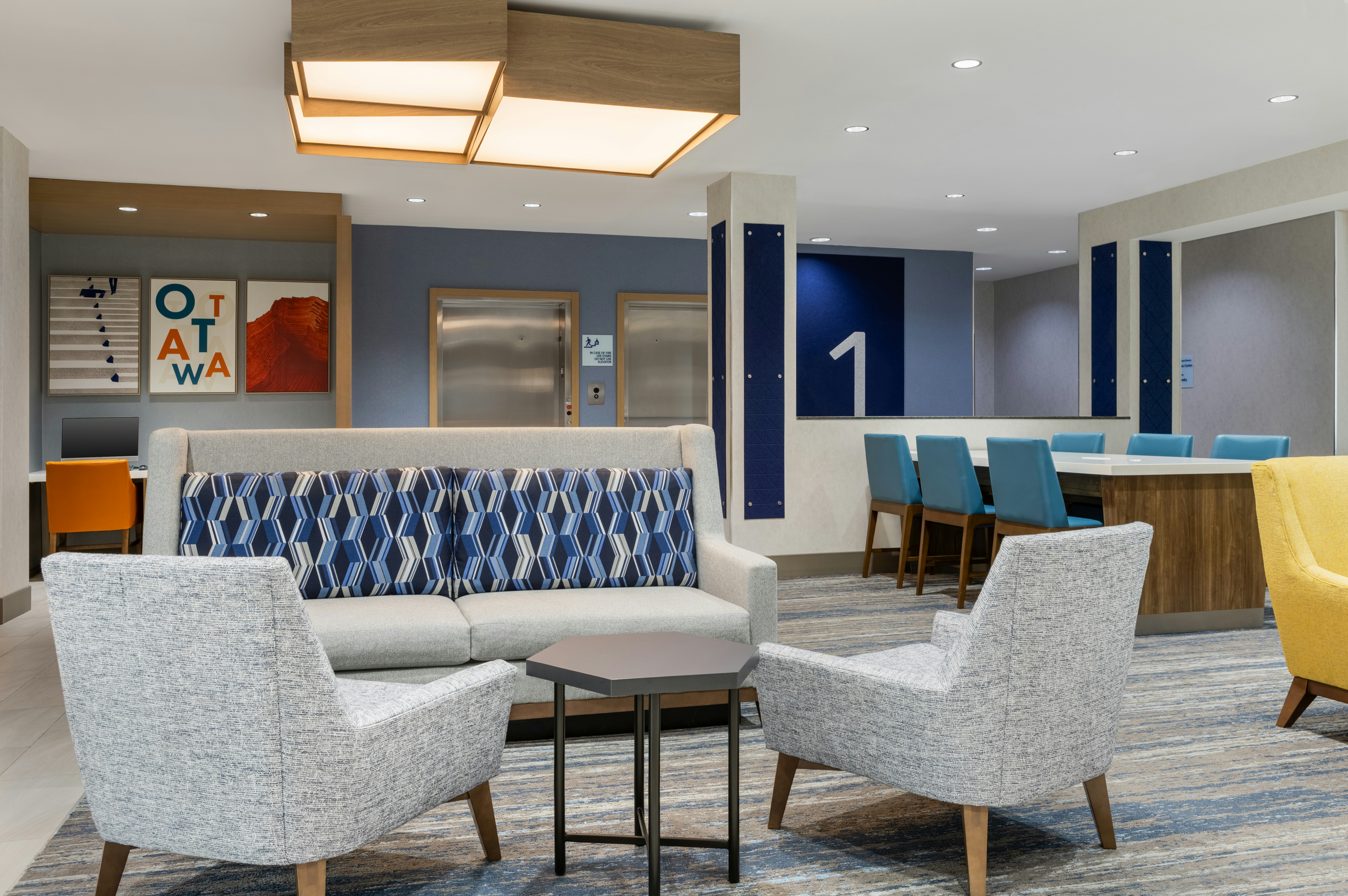 Holiday Inn Express And Suites Ottawa East Orleans 54/70