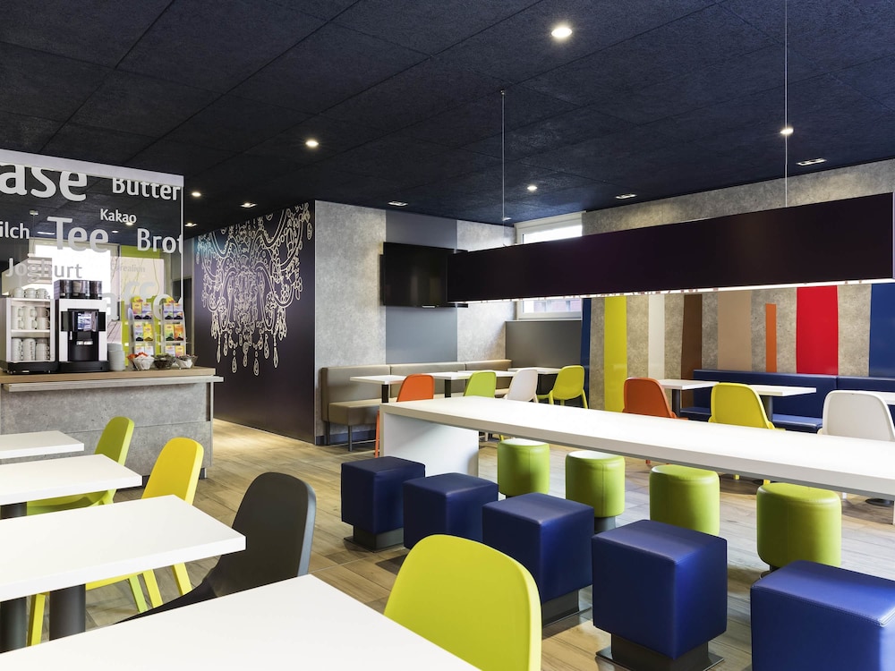 Ibis Budget Zurich Airport 9/69