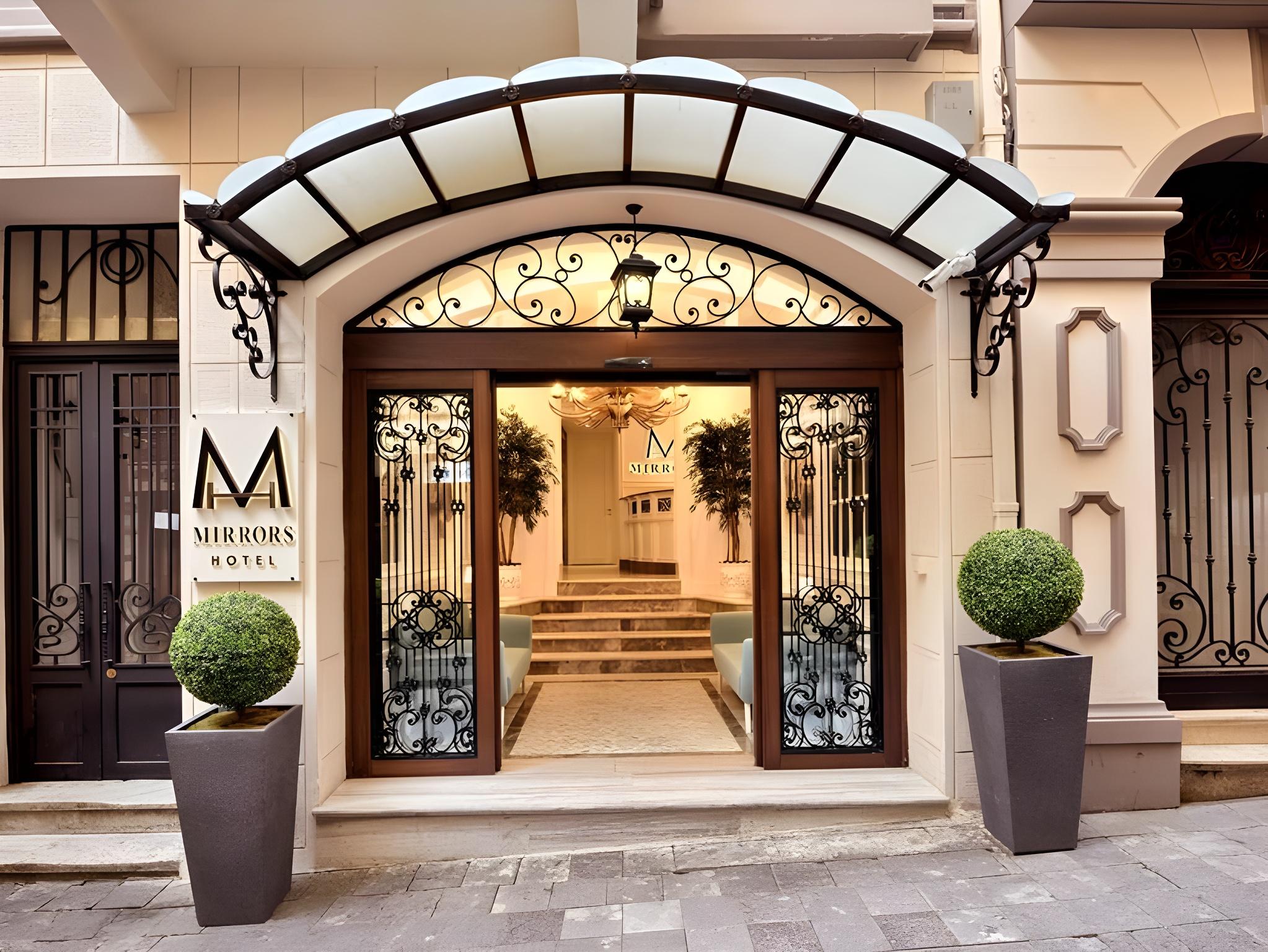 Mirrors Hotel Istanbul Taksim Pera in ISTANBUL