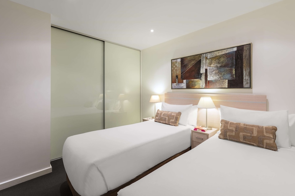 iStay Precinct Adelaide 22/79
