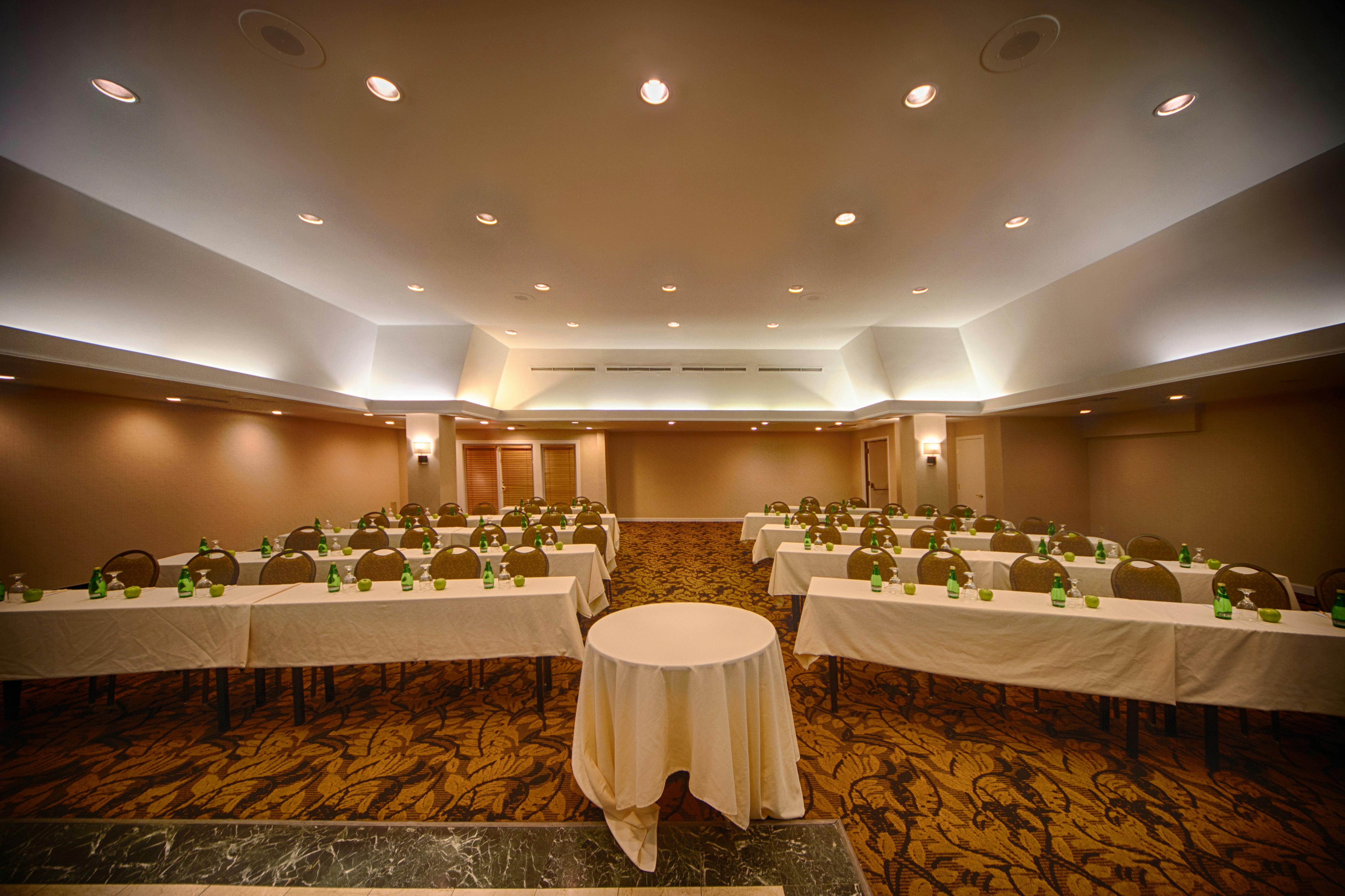 Doubletree By Hilton Portland Me 30/61