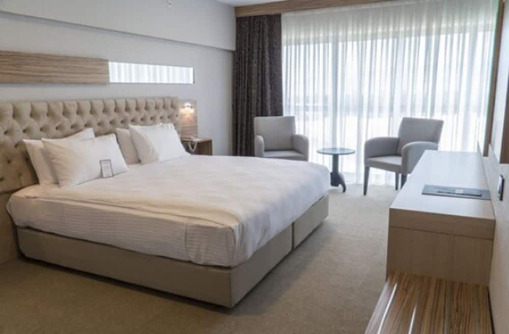 Greymark Hotel 15/57