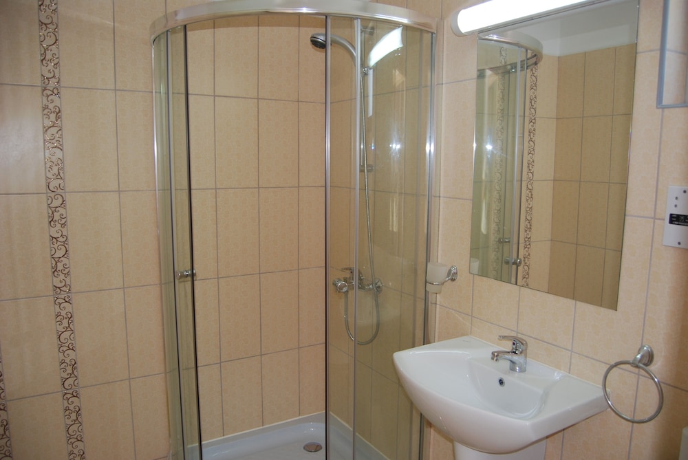 Agrino Hotel Apartments 42/46