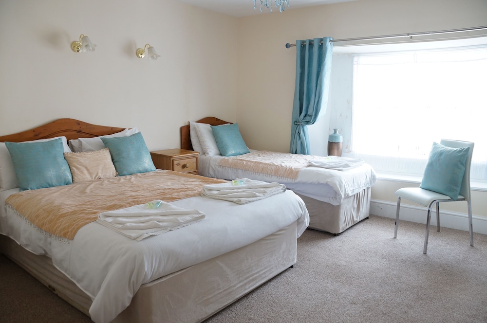 Eyre Court Hotel 10/50