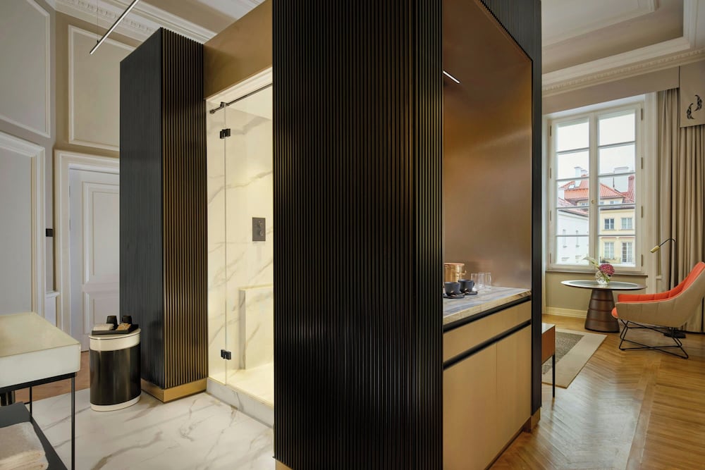 Hotel Verte, Warsaw, Autograph Collection 50/50