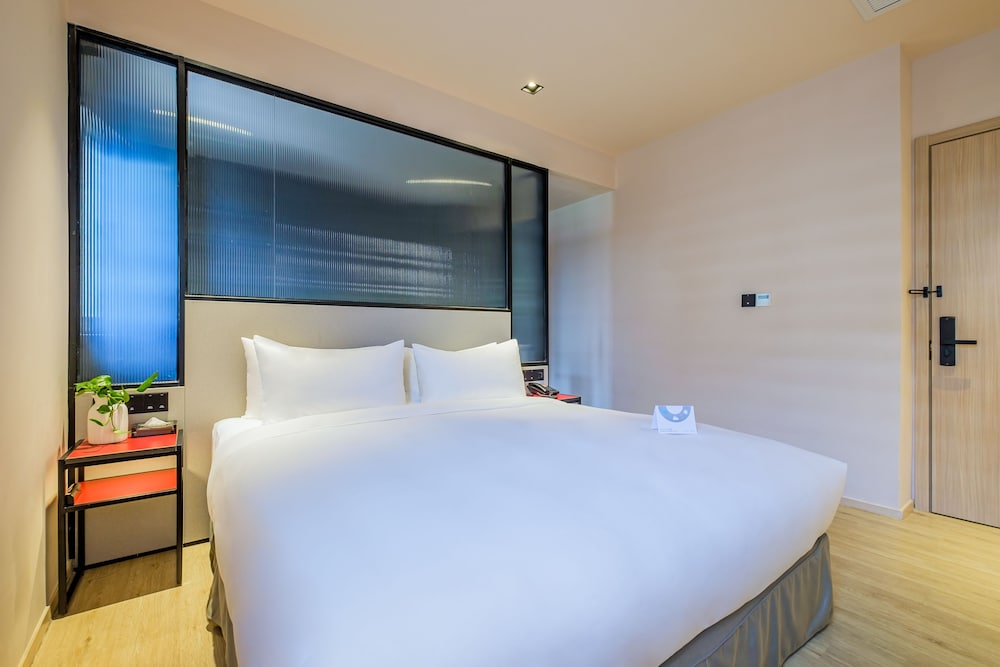 PACE HOTEL Suzhou Guanqian Branch 15/45