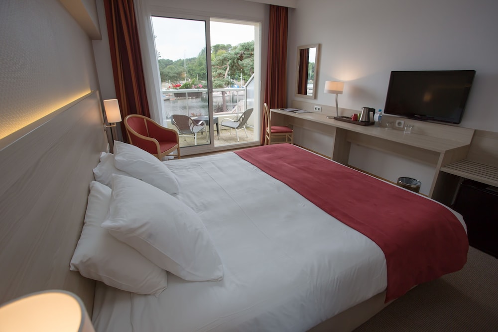 Best Western Plus Le Roof 30/67