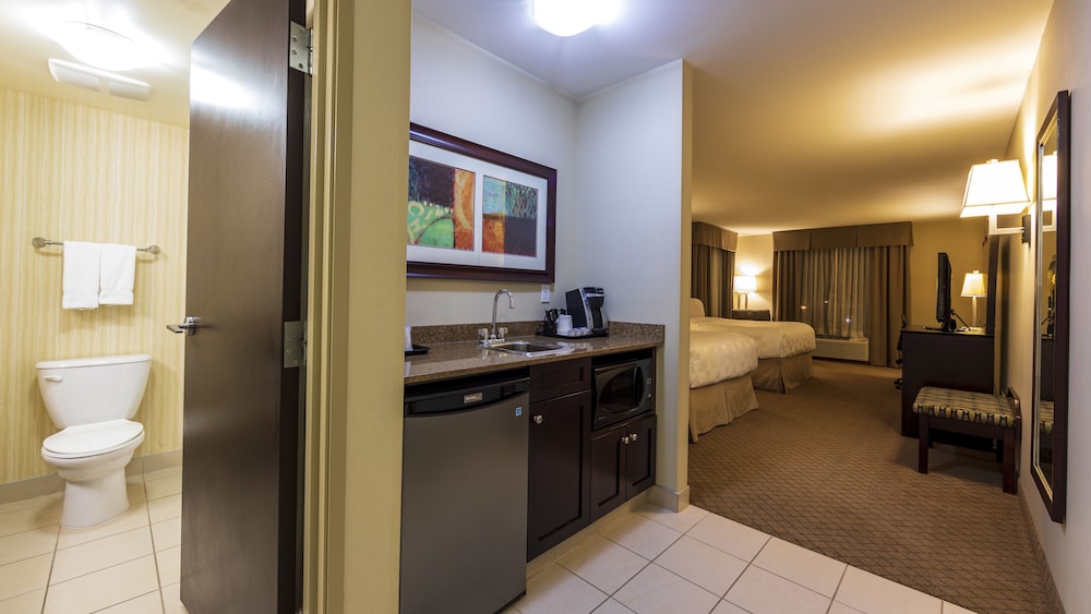 Holiday Inn Hotel Suites Kamloops 46/72