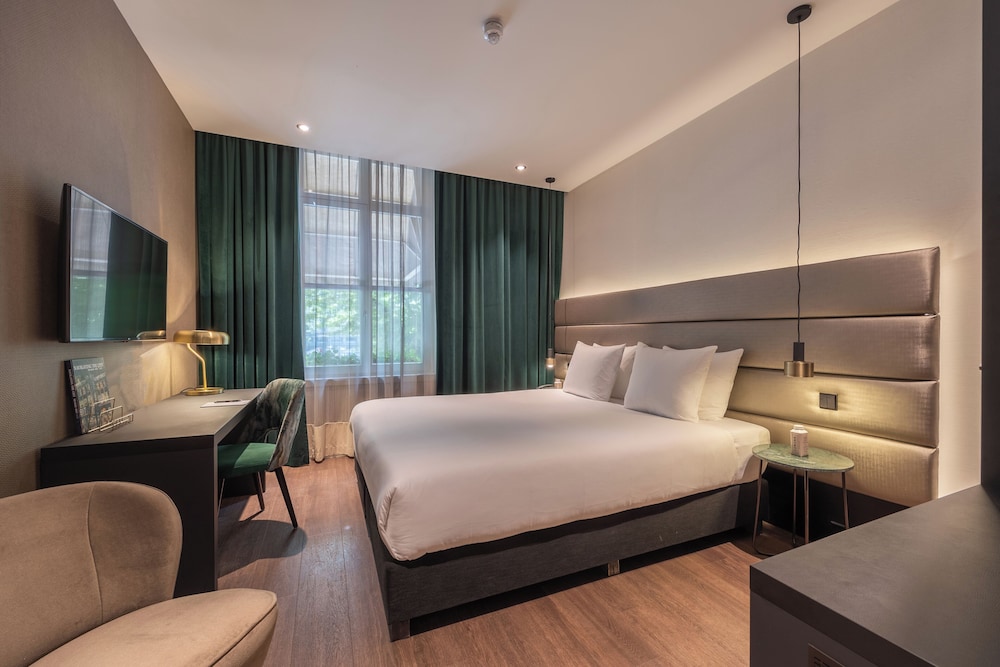 Boutique Hotel Corona 28/60