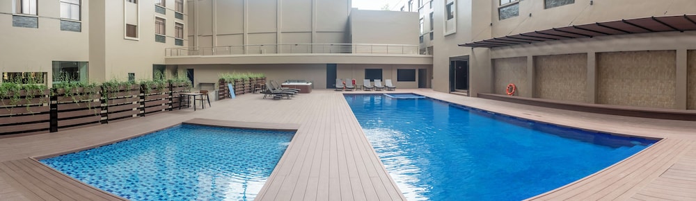 AGlow Hotel Harbor Bay Batam 58/65