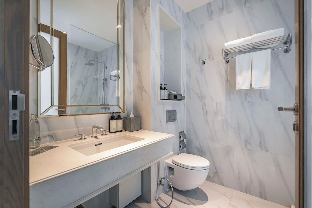 جناح عائلي بسرير كينج وسرير كوين بإطلالة على الحديقة، MUU Bangkok Hotel 5/8