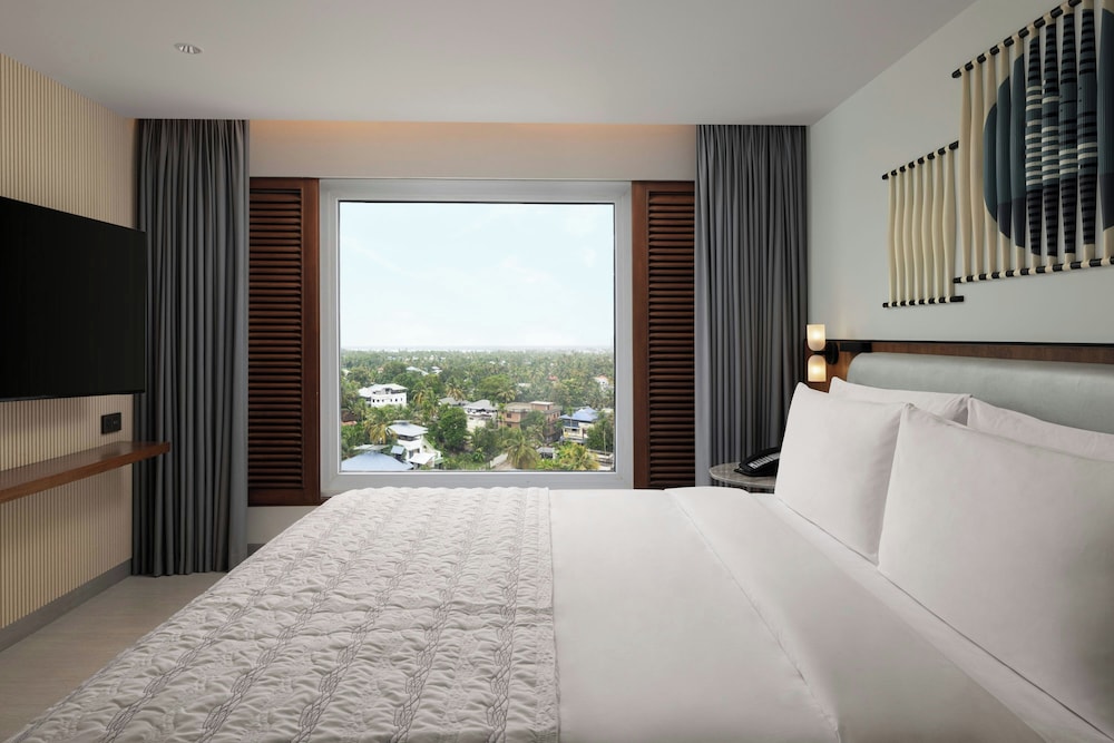 Island, Sunset, Suite, King Bed