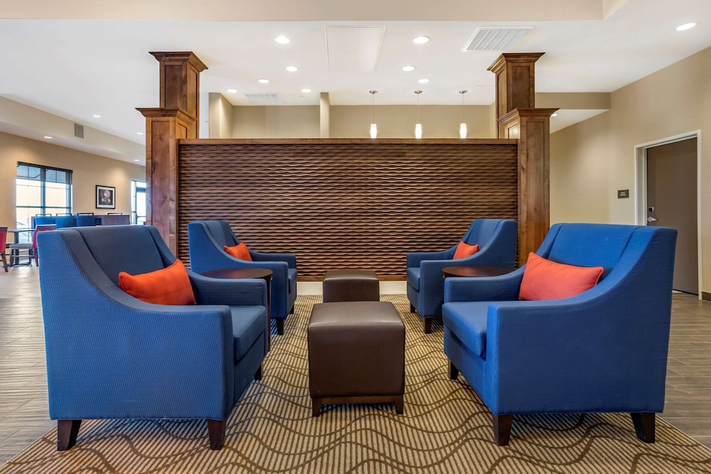 Comfort Suites Albuquerque Airport 25/34