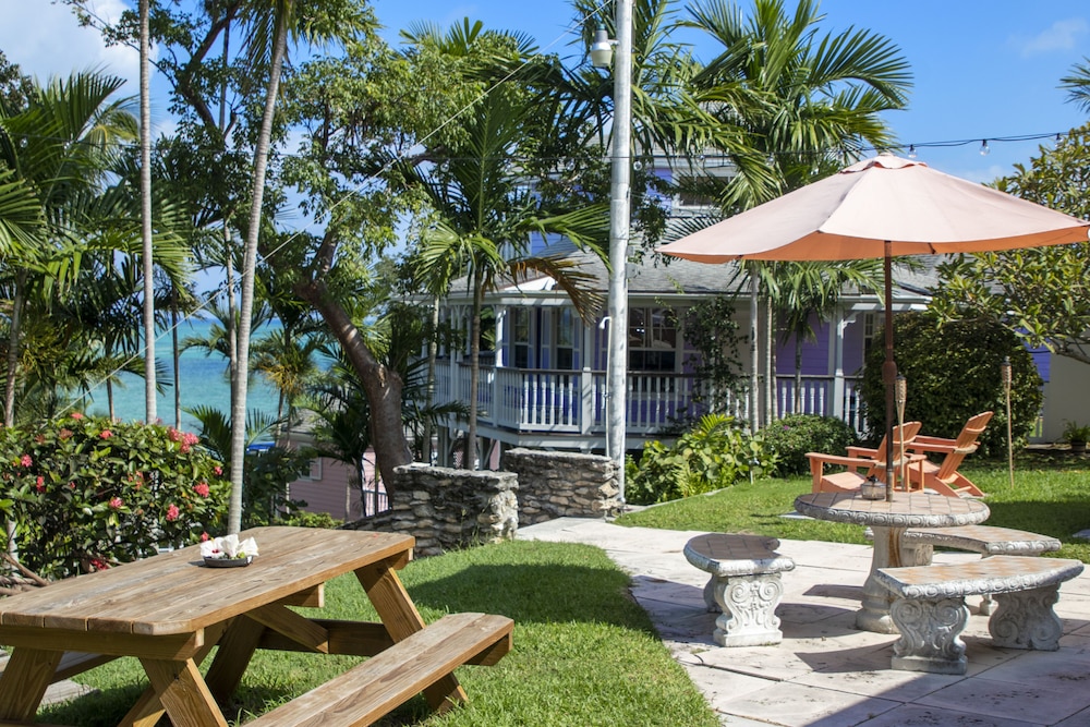 Orange Hill Beach Inn 56/60