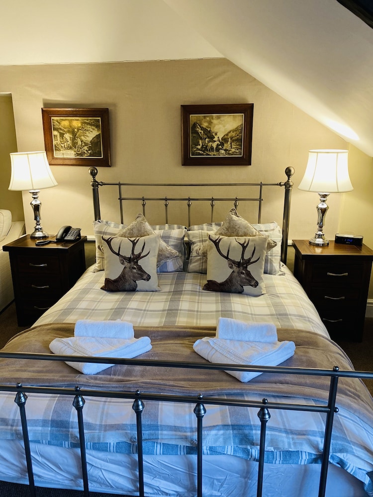 The Royal Oak Inn 37/50