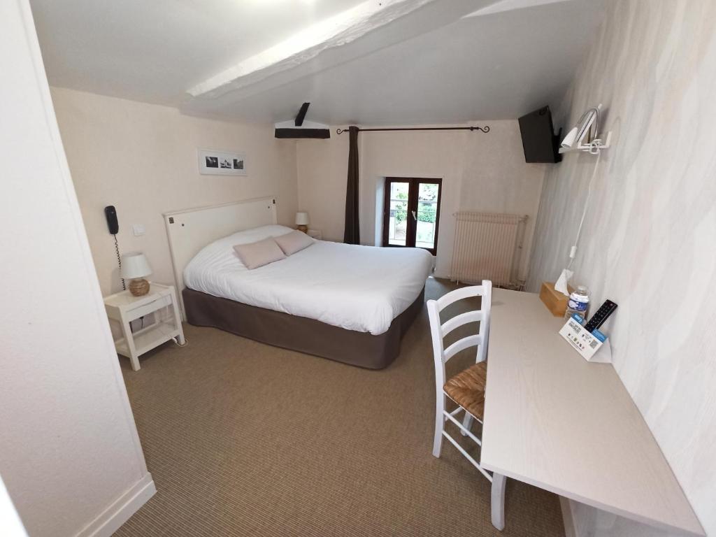 HOTEL LE PRINCE NOIR 25/57