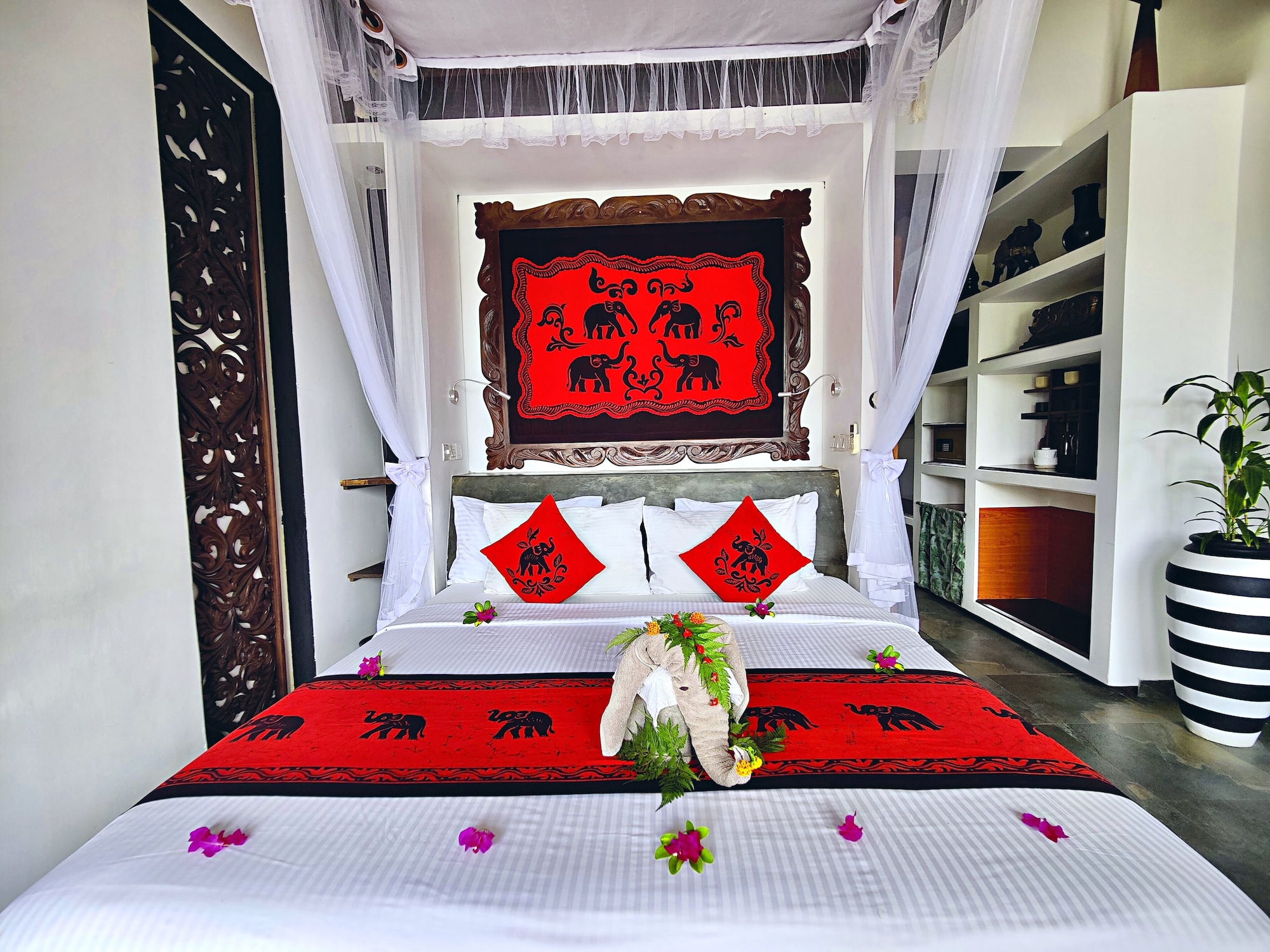 HONEYMOON, VILLA, KING BED, RIVER VIEW, PRIVATE POOL