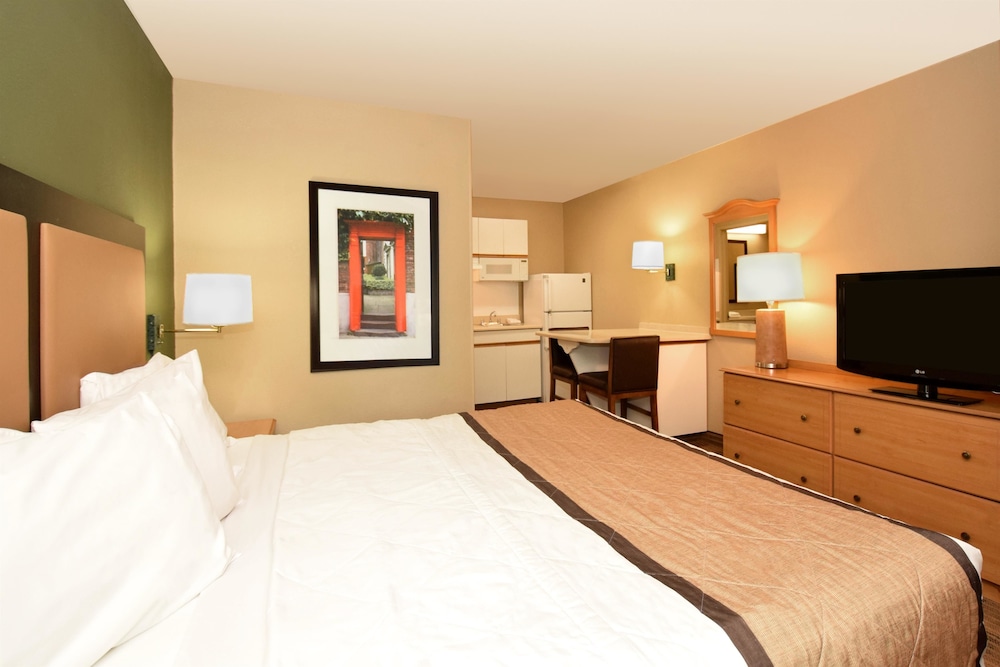 Extended Stay America Select Suites Denver Cherry Creek 23/55