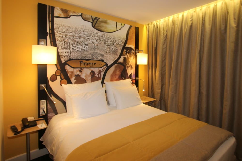 Mercure Paris Pigalle Sacre Coeur 24/67