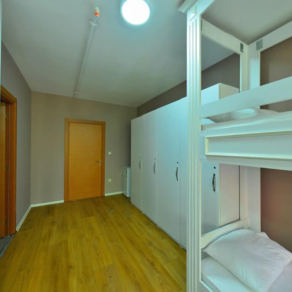 Campucity Kiz Ogrenci Yurdu 8/21